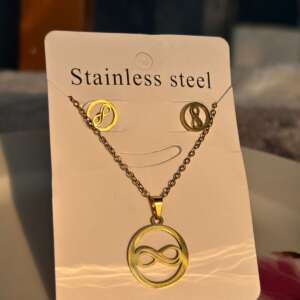 Premium Infinity Symbol Jewelry Set – Stainless Steel Necklace & Stud Earrings