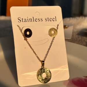 Luxury Greek Key Stainless Steel Jewelry Set – Medusa-Inspired Necklace & Stud Earrings