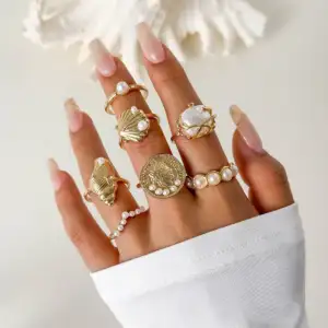 7-Piece Ocean Luxe Gold Ring Set – Seashell, Coin & Multi-Pearl Stackable Rings